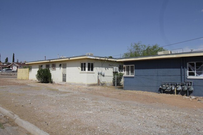 Building Photo - 3900 Flory Ave