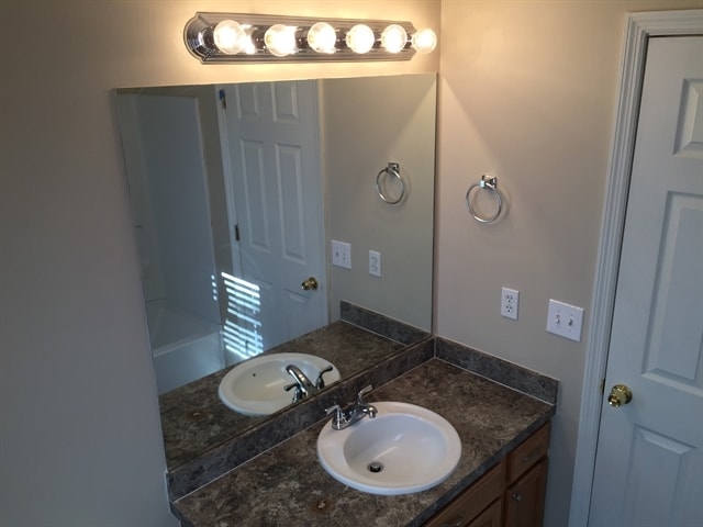 Building Photo - 73 W Morningside Dr