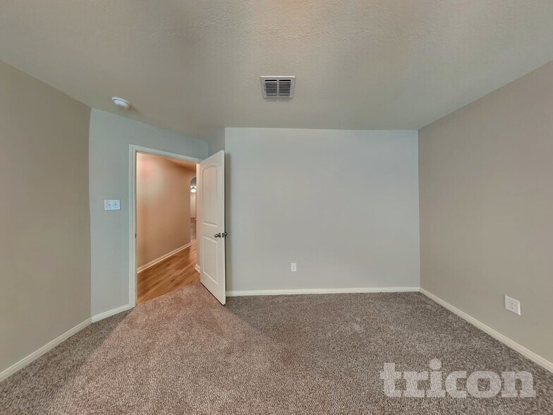 Building Photo - 11753 Alcoser Ct