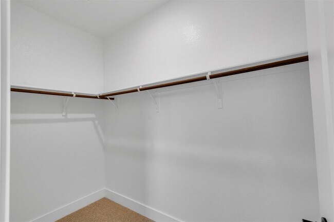 Building Photo - 368 Bridge Deck Lp