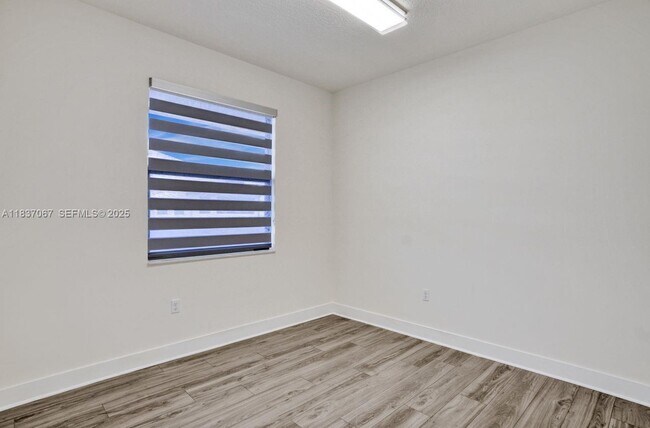 Building Photo - 7855 NW 104th Ave