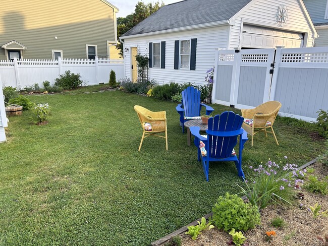 Building Photo - 15 Sols Point Rd