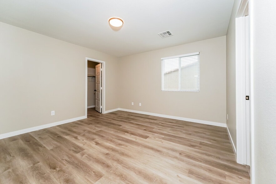 Building Photo - 7469 Opal Star St