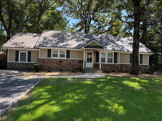 Building Photo - 503 Lake Condy Rd