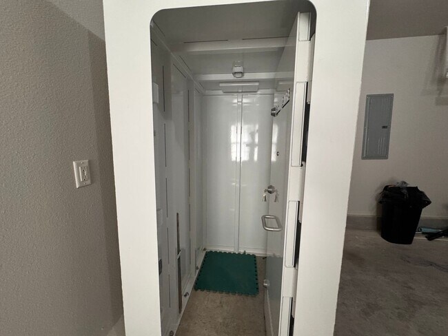 Building Photo - Immaculete 4 bedroom 2 bath in Jenks!