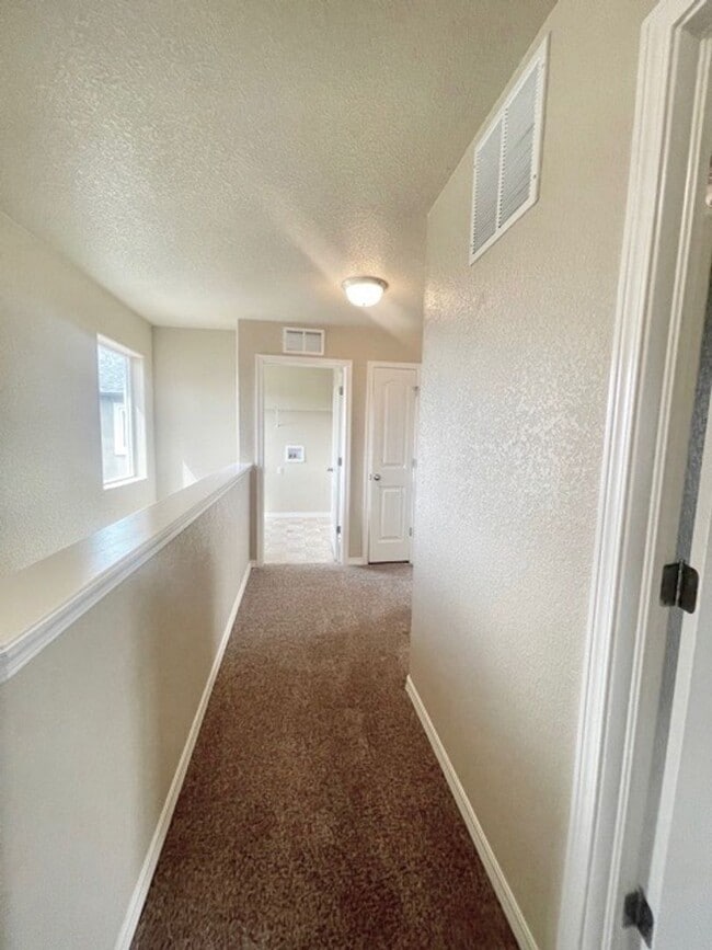 Building Photo - Stetson Hills Home with 3 Bedrooms and 2.5 Baths Available in May