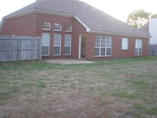 Building Photo - 107 Glen Meadow Ct