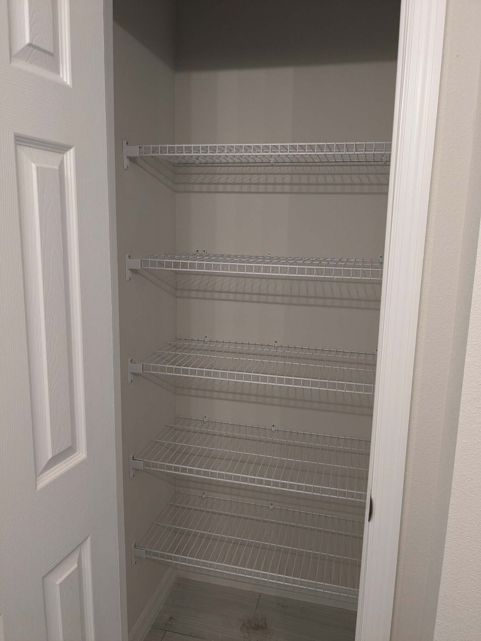 Building Photo - 5837 Babian Rd