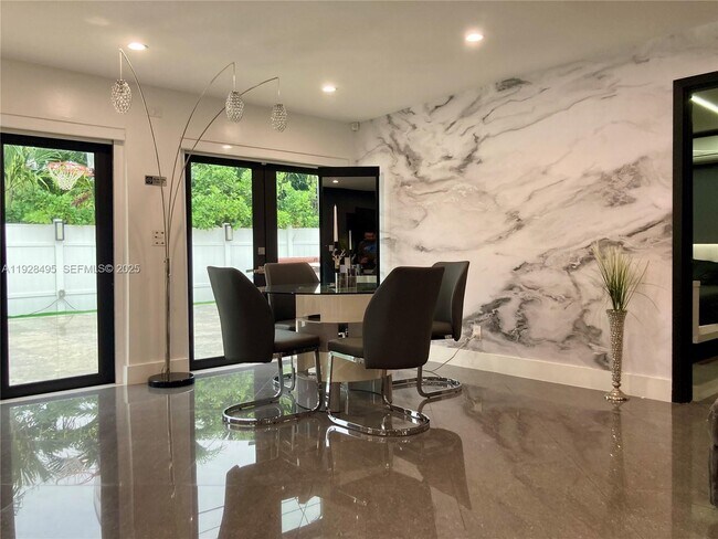 Building Photo - 7524 Mutiny Ave