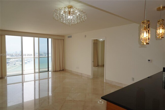 Building Photo - 50 Biscayne Blvd