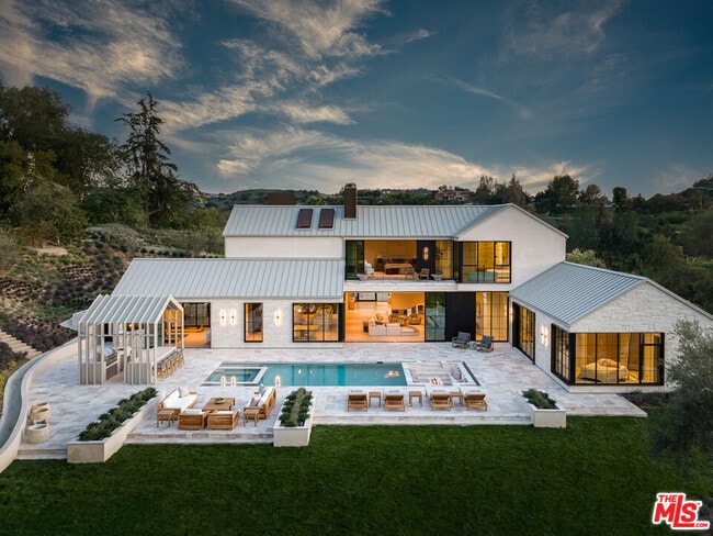Building Photo - 24172 Lupin Hill Rd