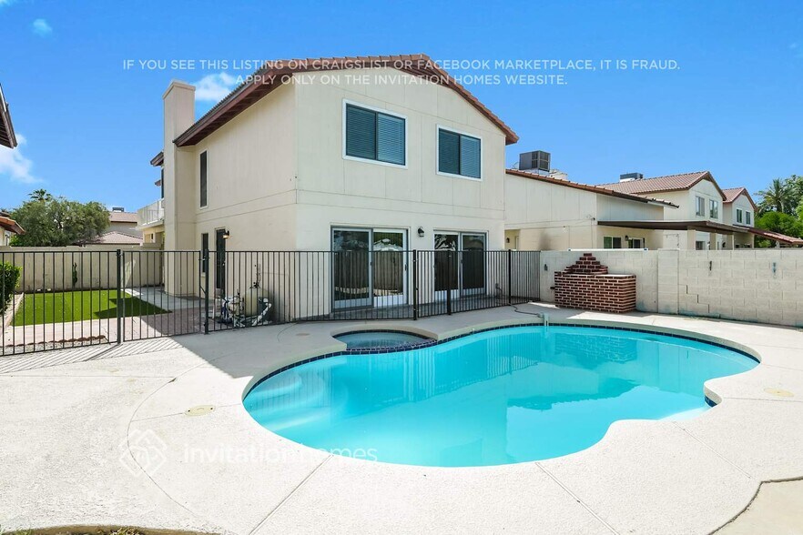 Building Photo - 14240 N 50th Ln