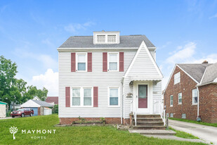 Building Photo - 10802 Vernon Ave