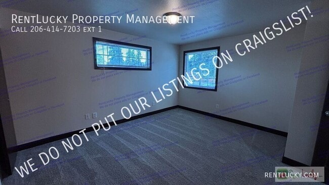 Building Photo - 104 167th St E