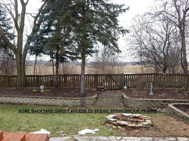 Building Photo - 1985 Navarone Dr