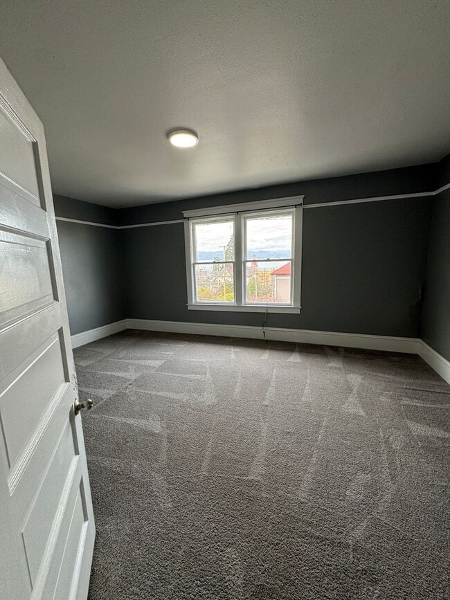 Building Photo - 811-813 Franklin Ave.