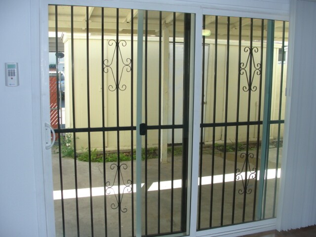 Enclosed patio & Shed - 4595 N 17th Ave