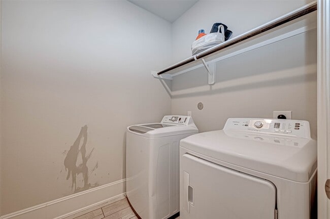 Building Photo - 23134 Mulberry Thicket TRL