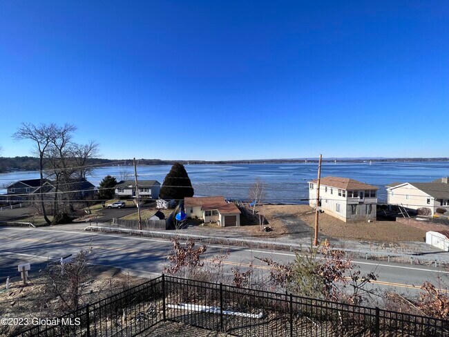 Building Photo - 544 NY-9P