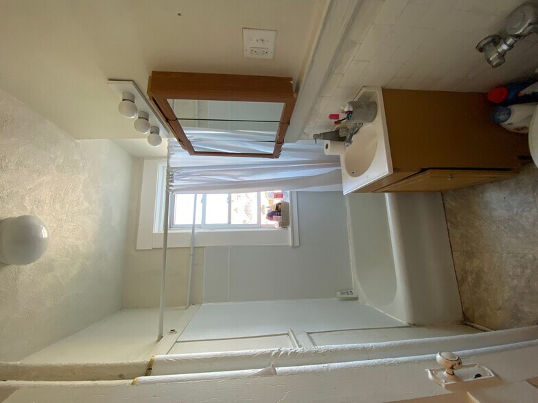 Building Photo - 1167 Boylston St