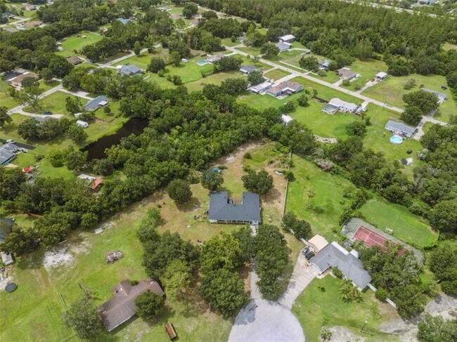 Building Photo - 4527 Redcoat Dr