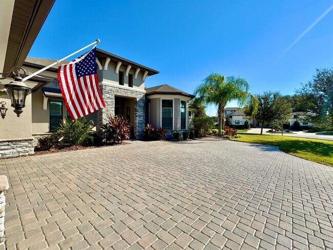 Building Photo - 10605 Sabella Dr