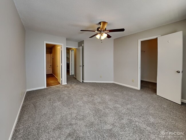 Building Photo - 1310 Kenwood Dr