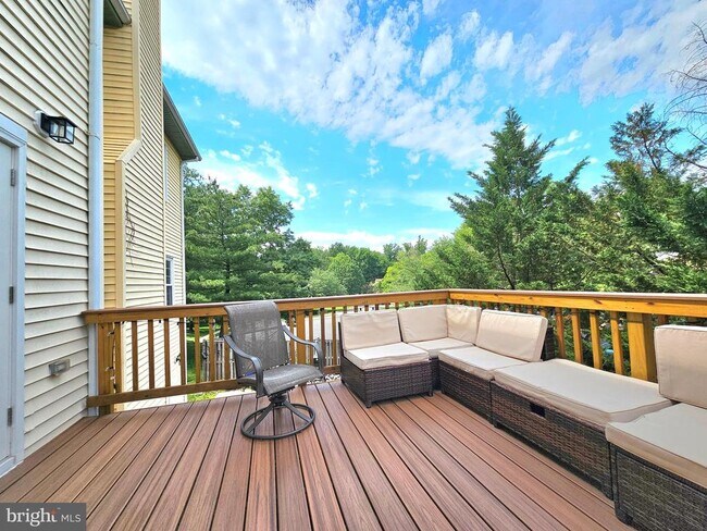 Building Photo - 5939 Heatherwood Ct