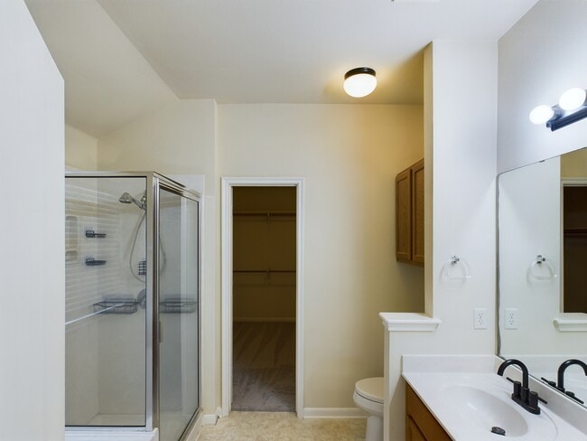 Building Photo - 15123 Meredith Ln