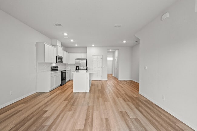 Building Photo - 12869 SW Forli Wy