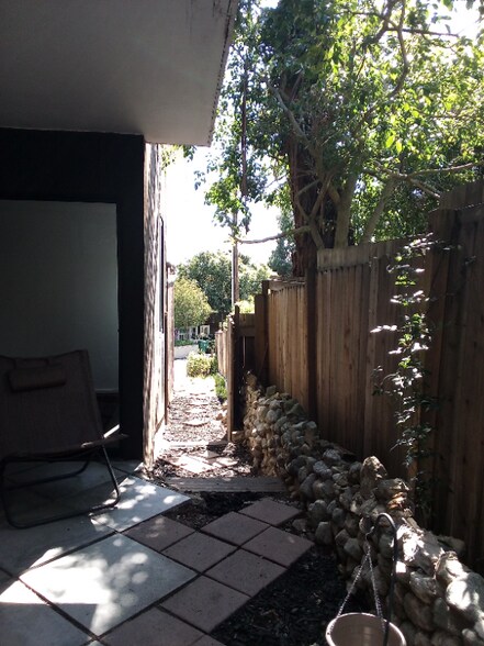 Building Photo - 28831 Shady Ln