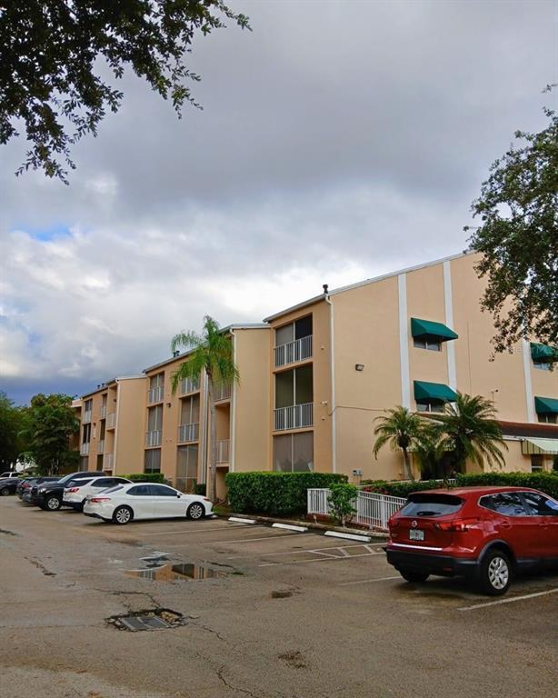 Building Photo - 15300 SW 106th Terrace