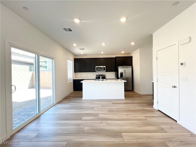 Building Photo - 108 Brielle Beacon Ln