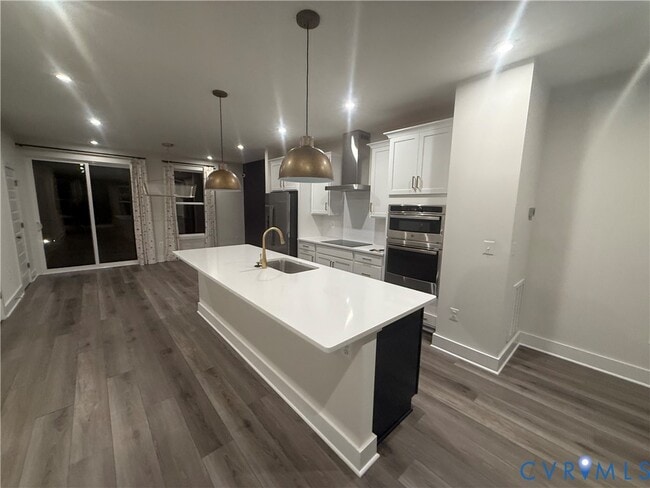 Building Photo - 10199 Blue Wing Ln