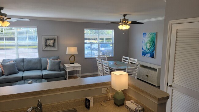 Building Photo - Seasonal/short term only 2/2 ground floor condo downtown Sarasota at Villagio!