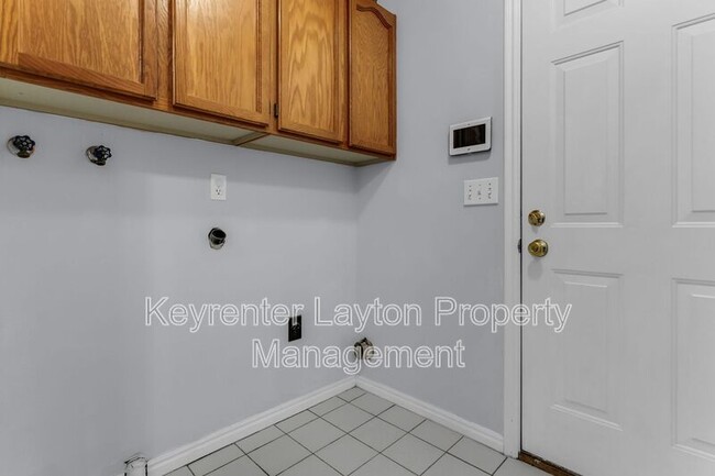 Building Photo - 2339 Lindsay Wood Ln