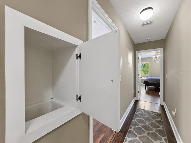 Building Photo - 33721 Spring Dr