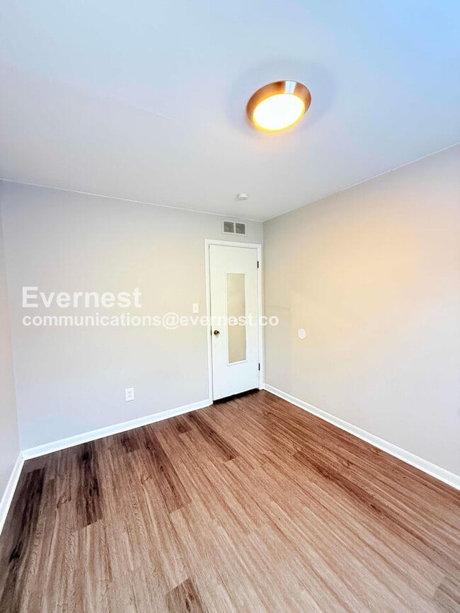 Building Photo - 19918 Rensellor St