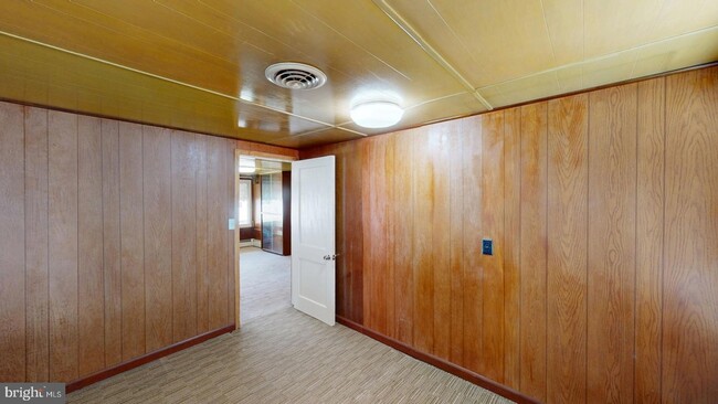 Building Photo - 16 Patapsco Rd