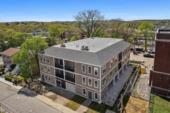 Building Photo - 43-47 Fremont Street Unit 12