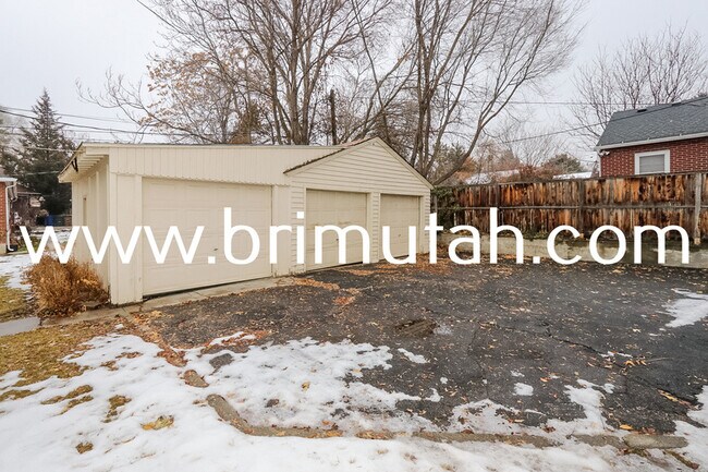Building Photo - 1189-1191 S 1100 E