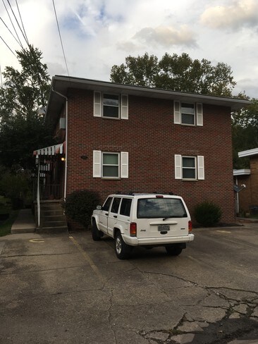 Primary Photo - 3603 Kanawha Ave SE