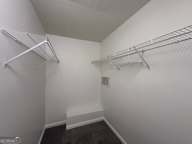Building Photo - 1103 Marina Ln