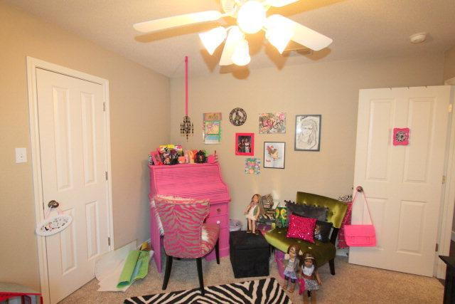 Building Photo - 3101 103rd St