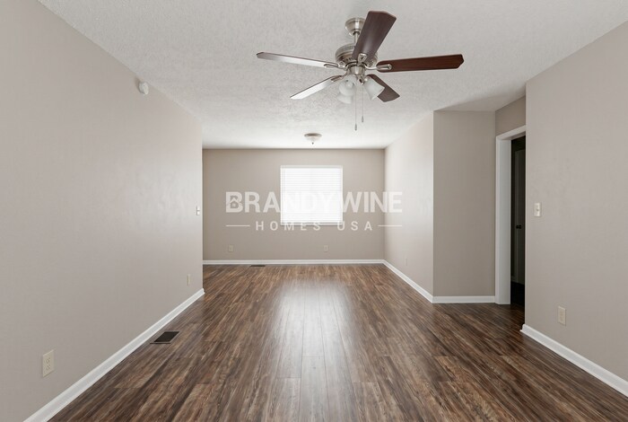 Building Photo - 4503 Anvers Blvd