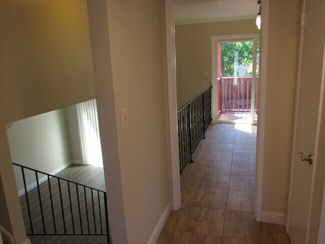 Building Photo - Beautiful 4 Bed, 2.5 Bath Home in Perfect San Ramon Location