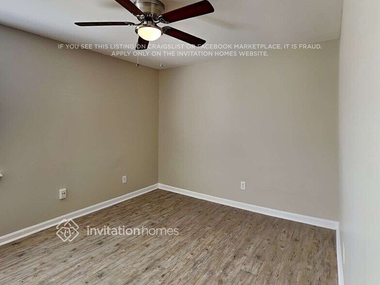 Building Photo - 9562 Sugar Hollow Ln