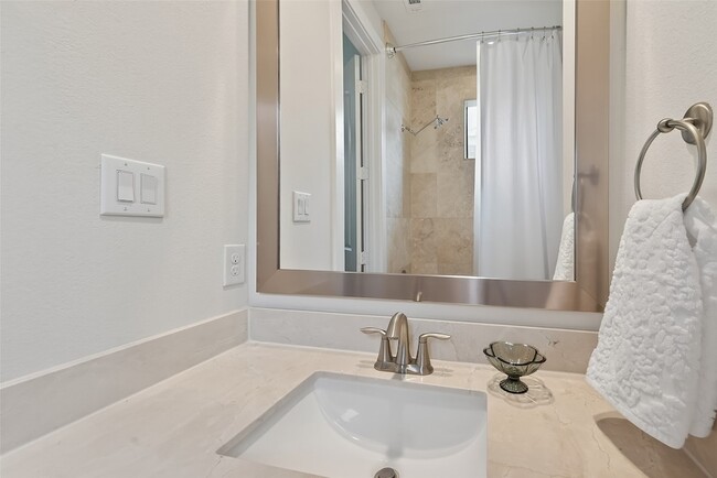 Building Photo - 1508 Beall St