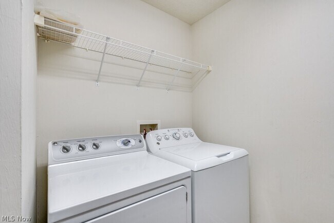 Building Photo - 3955 Gardiner Run