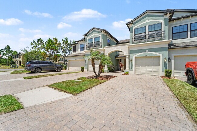 Building Photo - Spacious 3-Bed, 2.5-Bath Townhouse with 1-Car Garage in Windermere Estates at Wiregrass Ranch